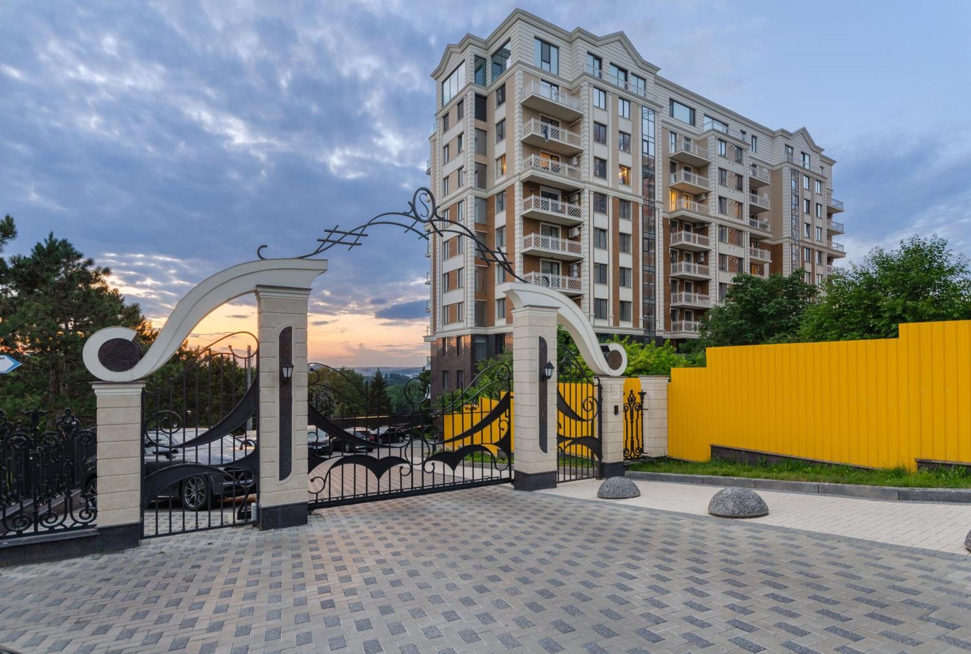 Luxury Apartment Close To The City Centre Chisinau Exterior photo